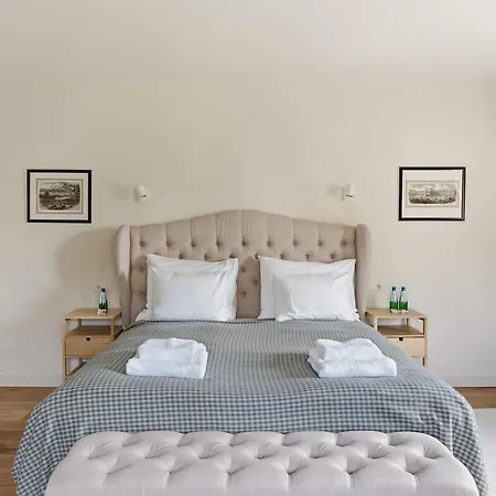 Meinecke - 4 'zoo' 2bedrooms